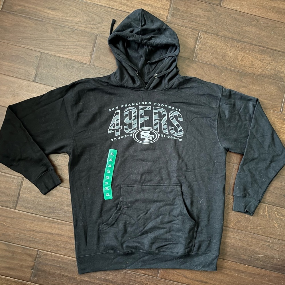 Men’s XL 49ers hooded sweatshirt in Black - New